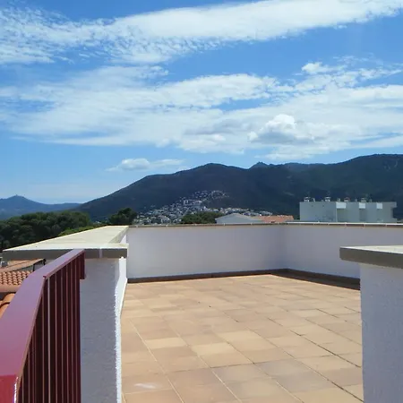 Enginy Apartment Llanca