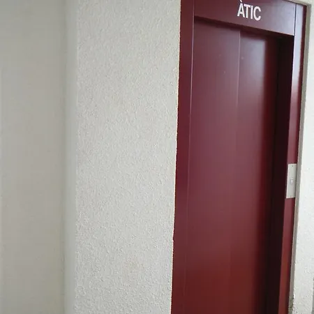 Apartament Enginy * Льянсса